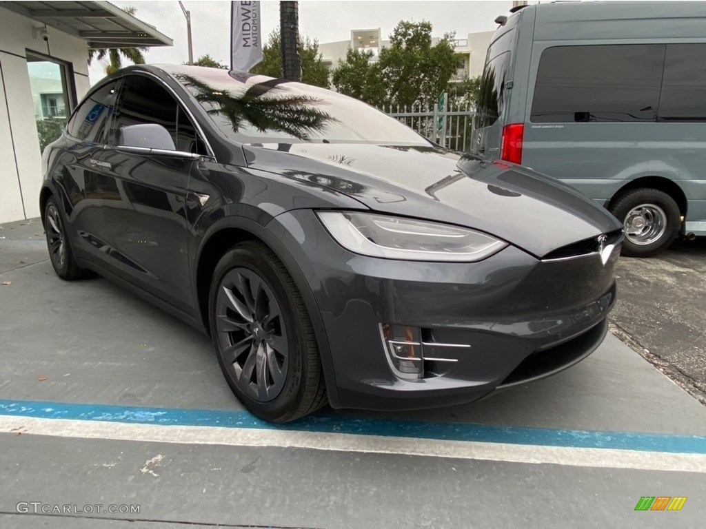 Midnight Silver Metallic Tesla Model X