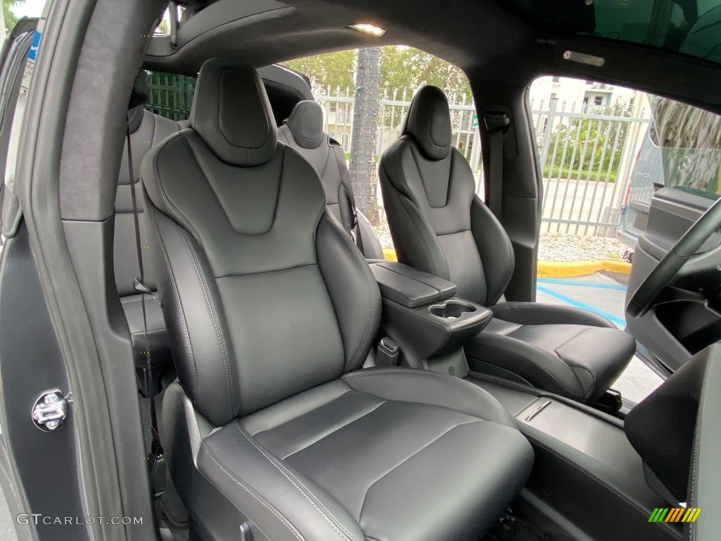 2018 Tesla Model X 100D Front Seat Photos