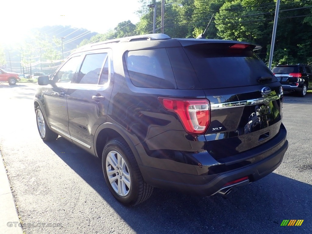 2019 Explorer XLT 4WD - Agate Black / Medium Black photo #4