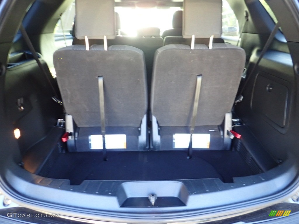2019 Explorer XLT 4WD - Agate Black / Medium Black photo #15