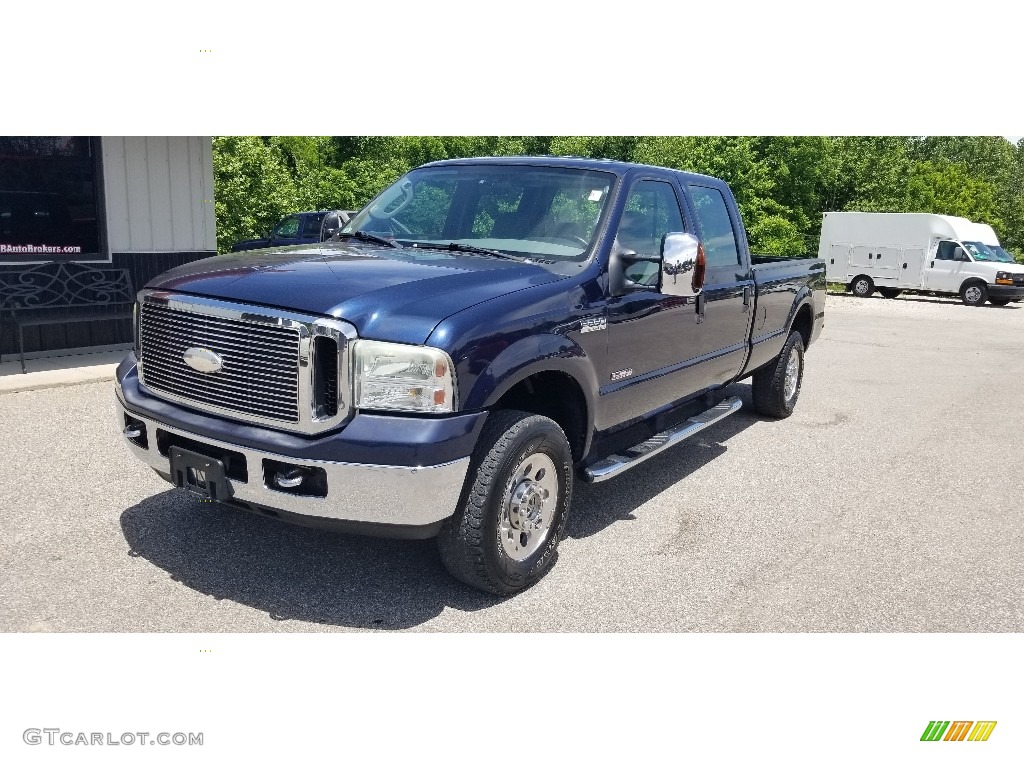 2007 F250 Super Duty XLT Crew Cab 4x4 - Medium Wedgewood Blue Metallic / Dark Flint cloth photo #26