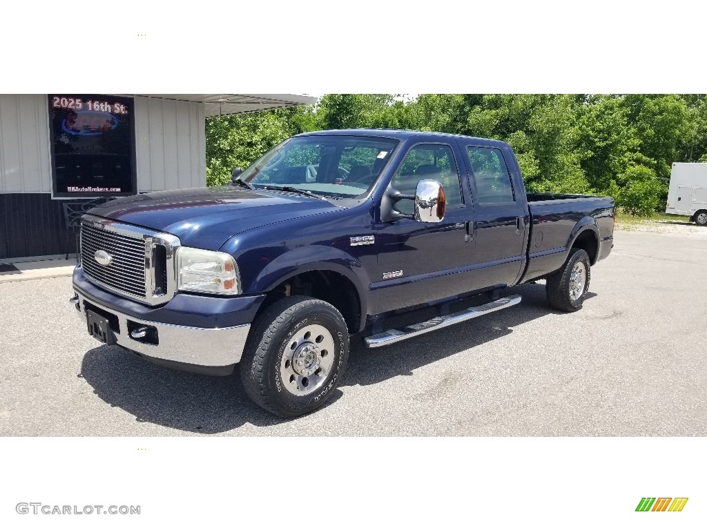 2007 F250 Super Duty XLT Crew Cab 4x4 - Medium Wedgewood Blue Metallic / Dark Flint cloth photo #27