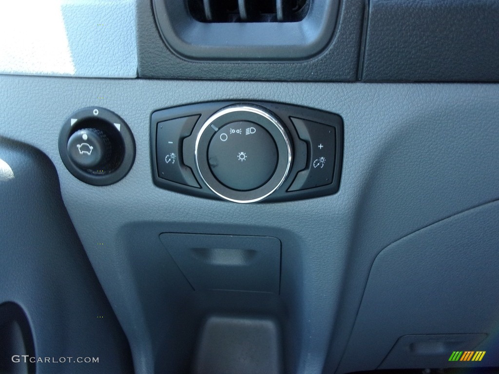 2019 Transit Van 150 MR Regular - Oxford White / Pewter photo #17