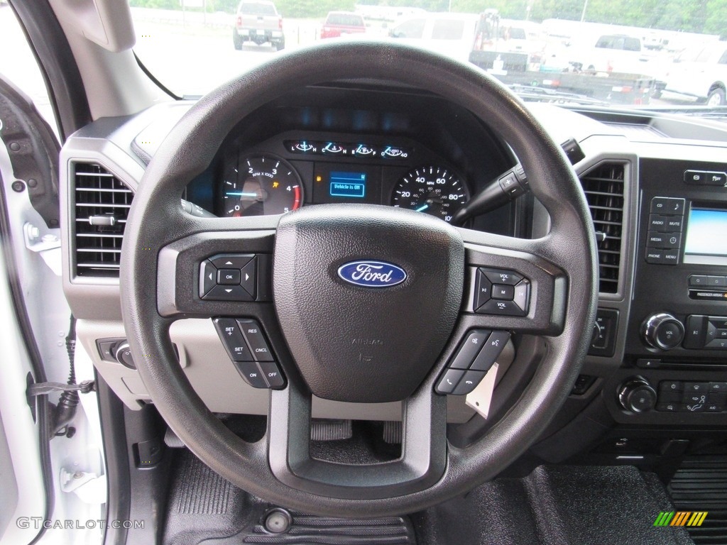 2018 Ford F550 Super Duty XL Crew Cab 4x4 Chassis Steering Wheel Photos