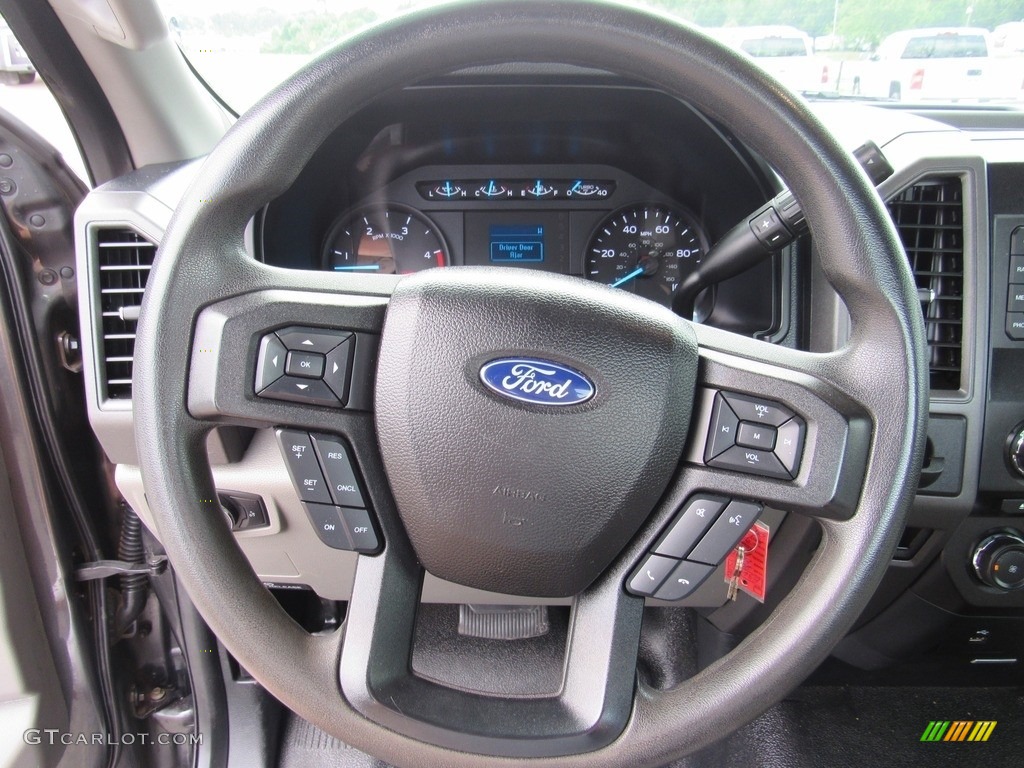 2017 Ford F550 Super Duty XL Regular Cab 4x4 Rollback Truck Steering Wheel Photos