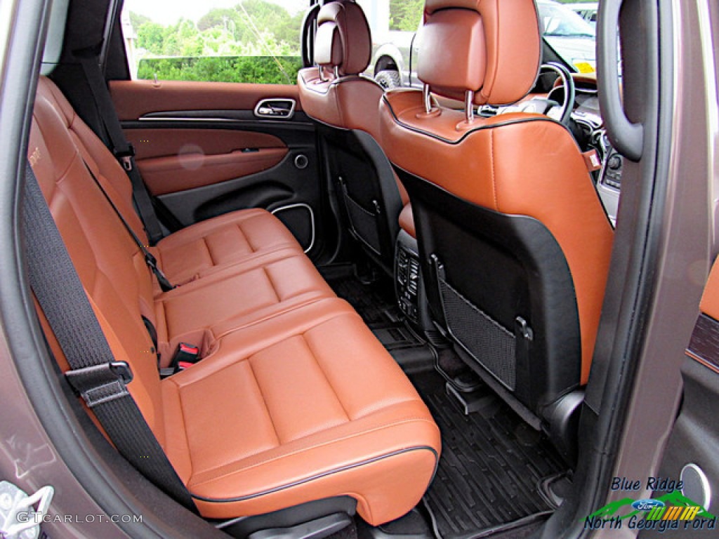 2018 Grand Cherokee Summit 4x4 - Walnut Brown Metallic / Dark Sienna Brown/Black photo #31