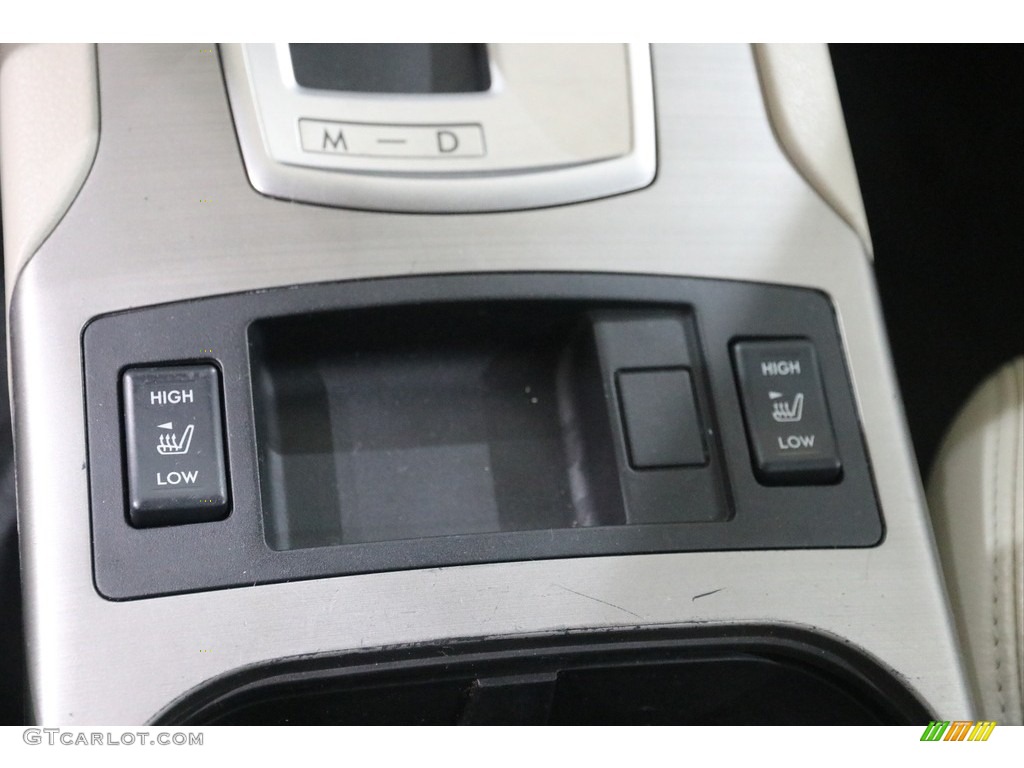 2011 Subaru Outback 2.5i Limited Wagon Controls Photo #138292557