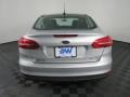 Ingot Silver - Focus SE Sedan Photo No. 12