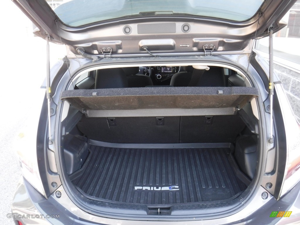2018 Prius c Two - Magnetic Gray Metallic / Blue/Dark Gray Two-Tone photo #22