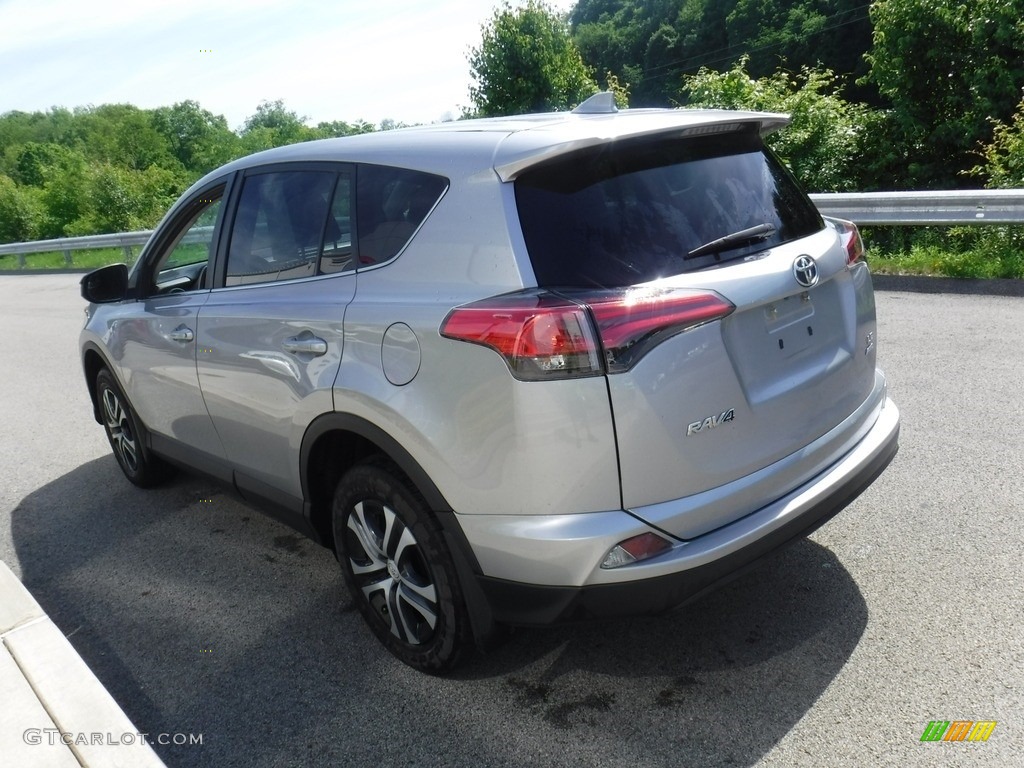 2017 RAV4 LE AWD - Silver Sky Metallic / Black photo #7