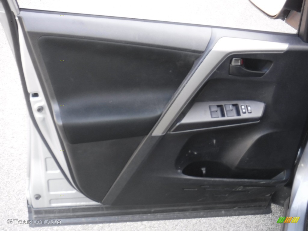2017 RAV4 LE AWD - Silver Sky Metallic / Black photo #12