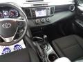 Super White - RAV4 LE AWD Photo No. 31