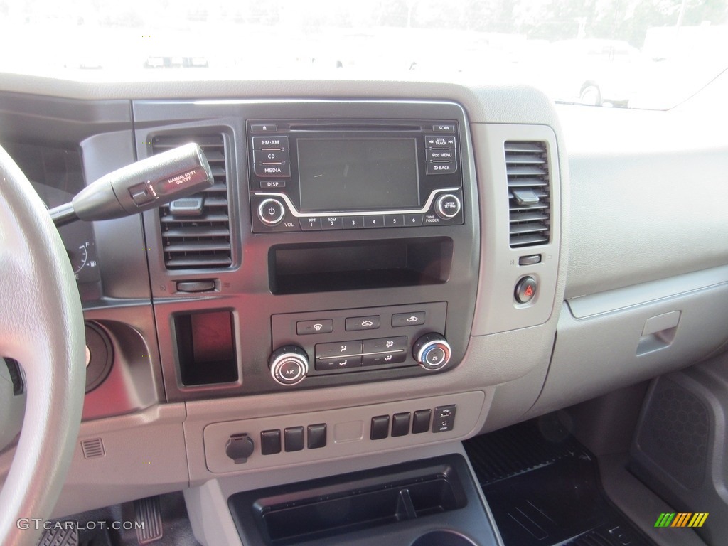 2018 Nissan NV 2500 HD S Cargo Gray Dashboard Photo #138296759