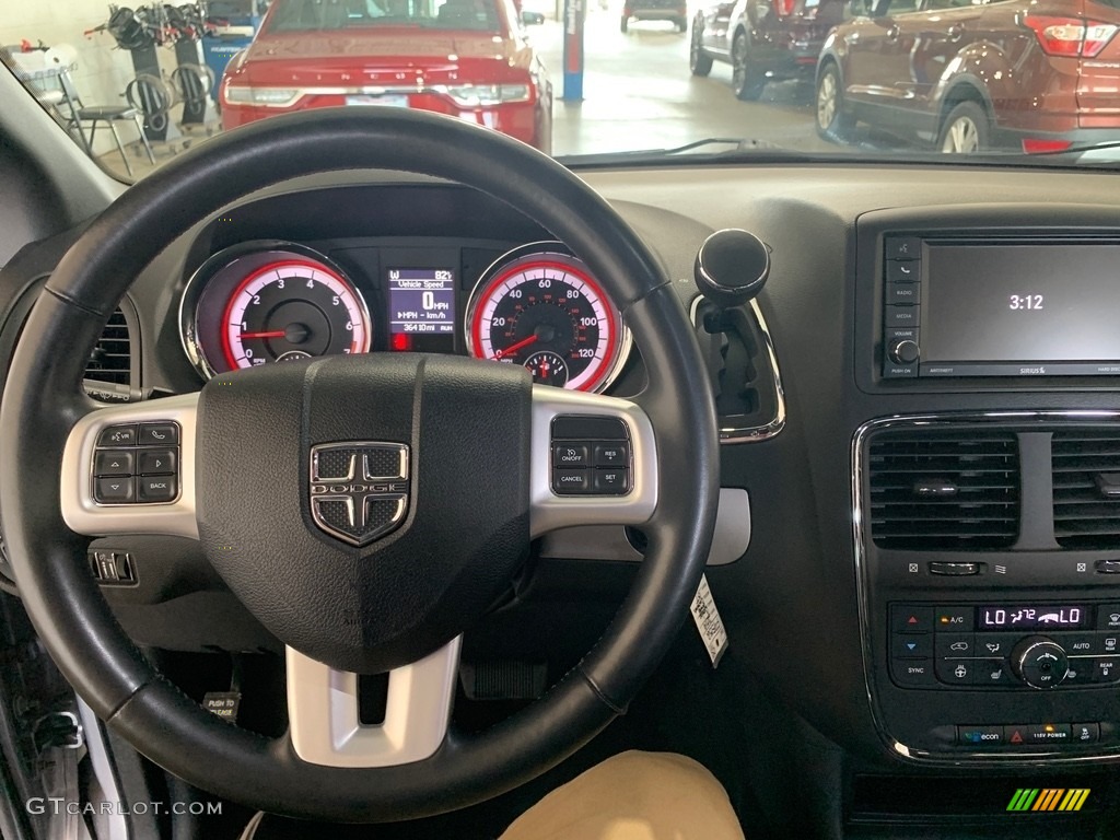 2019 Grand Caravan GT - Granite Pearl / Black photo #19