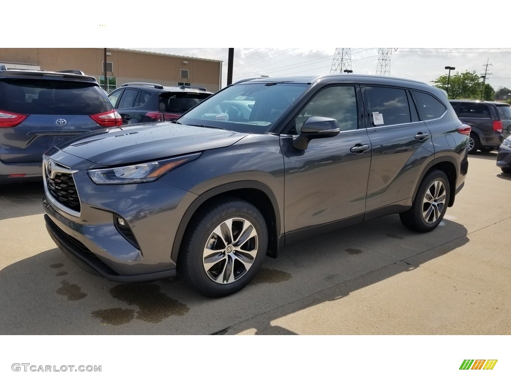 2020 Highlander XLE AWD - Magnetic Gray Metallic / Graphite photo #1