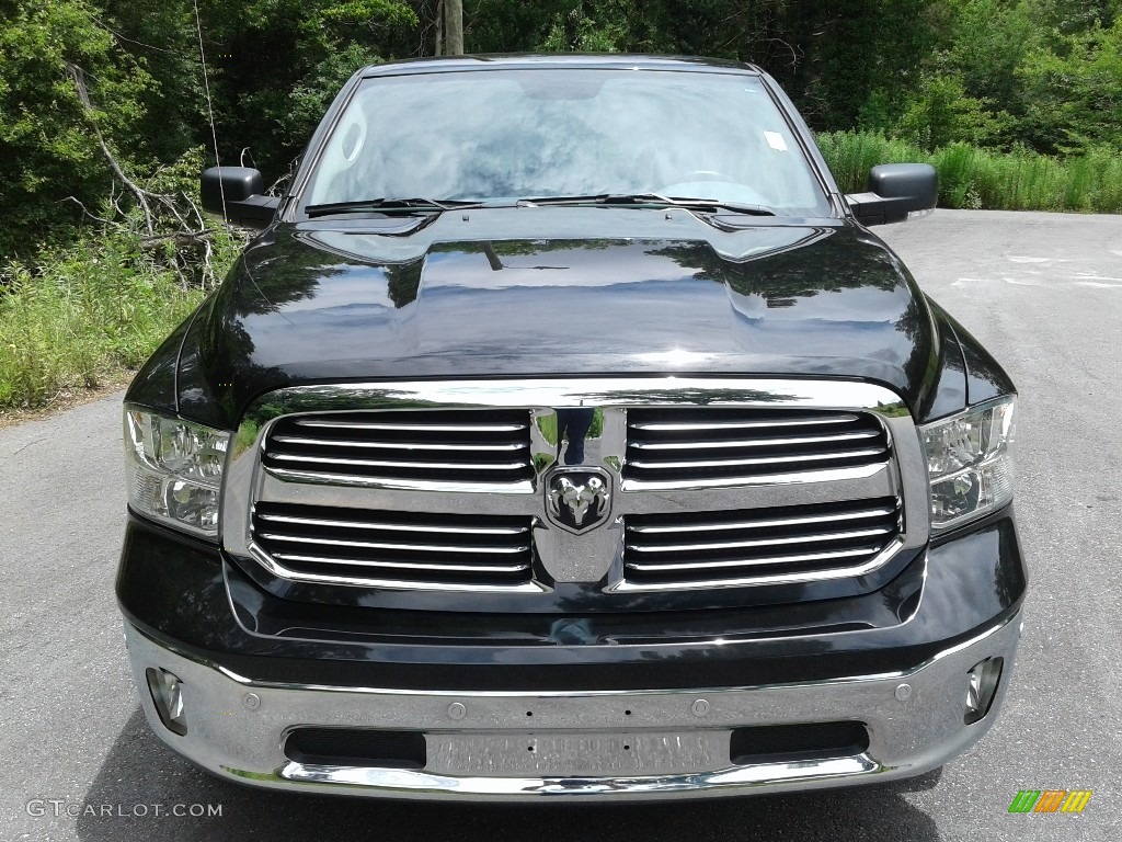2018 1500 Big Horn Quad Cab 4x4 - Brilliant Black Crystal Pearl / Black/Diesel Gray photo #3