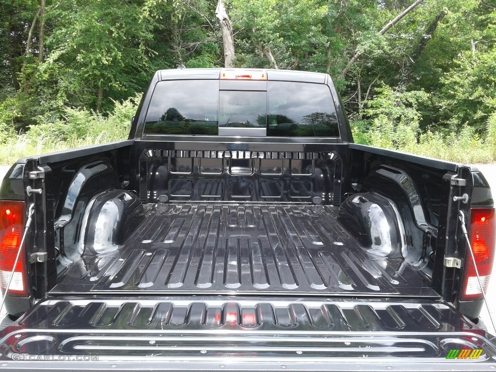 2018 1500 Big Horn Quad Cab 4x4 - Brilliant Black Crystal Pearl / Black/Diesel Gray photo #8