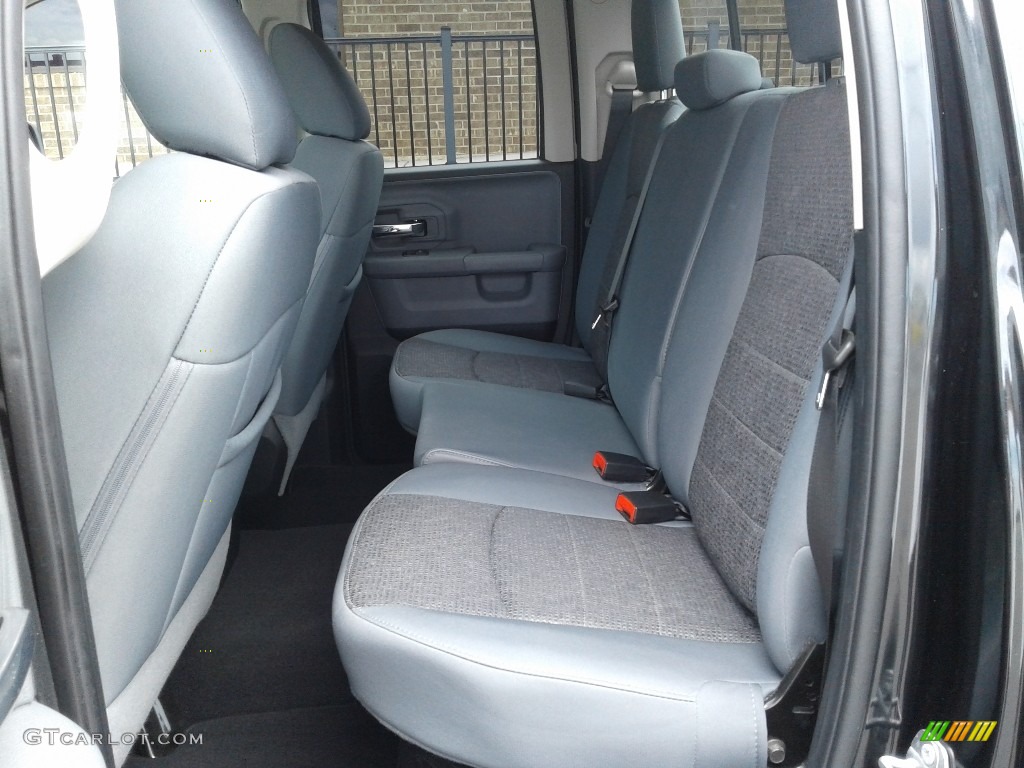 2018 Ram 1500 Big Horn Quad Cab 4x4 Rear Seat Photo #138299843