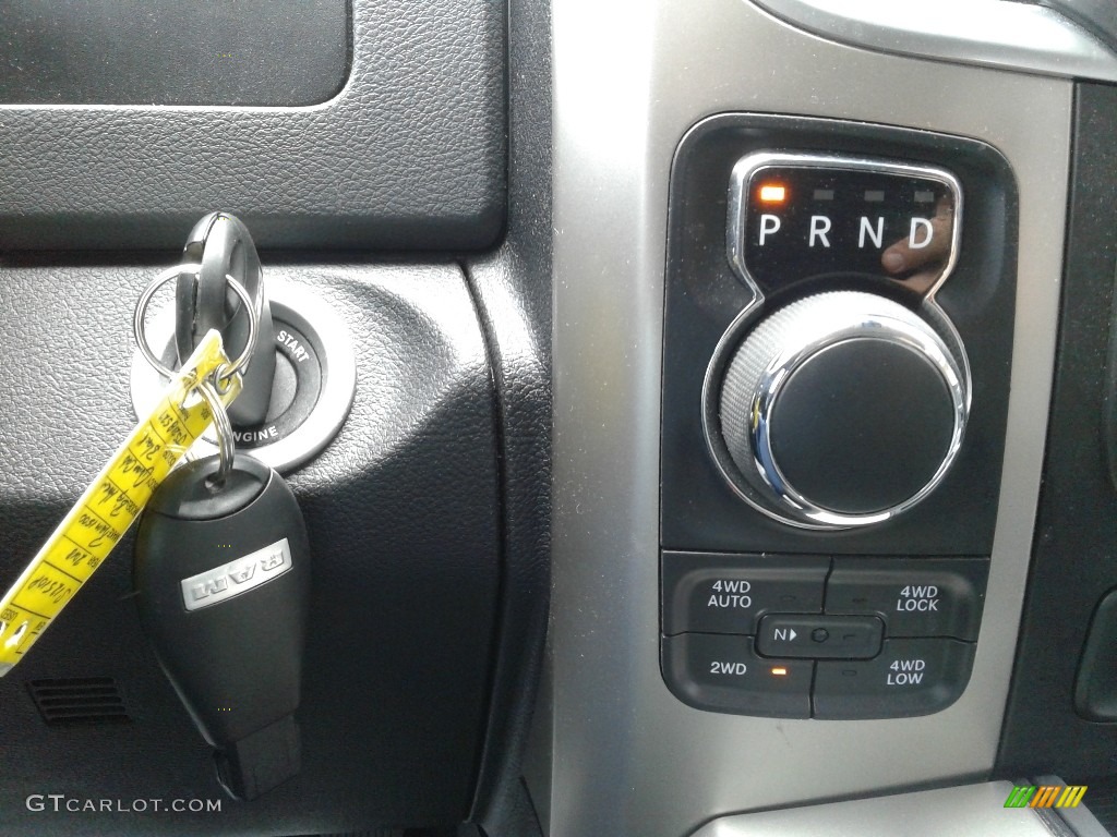 2018 Ram 1500 Big Horn Quad Cab 4x4 Controls Photo #138300044