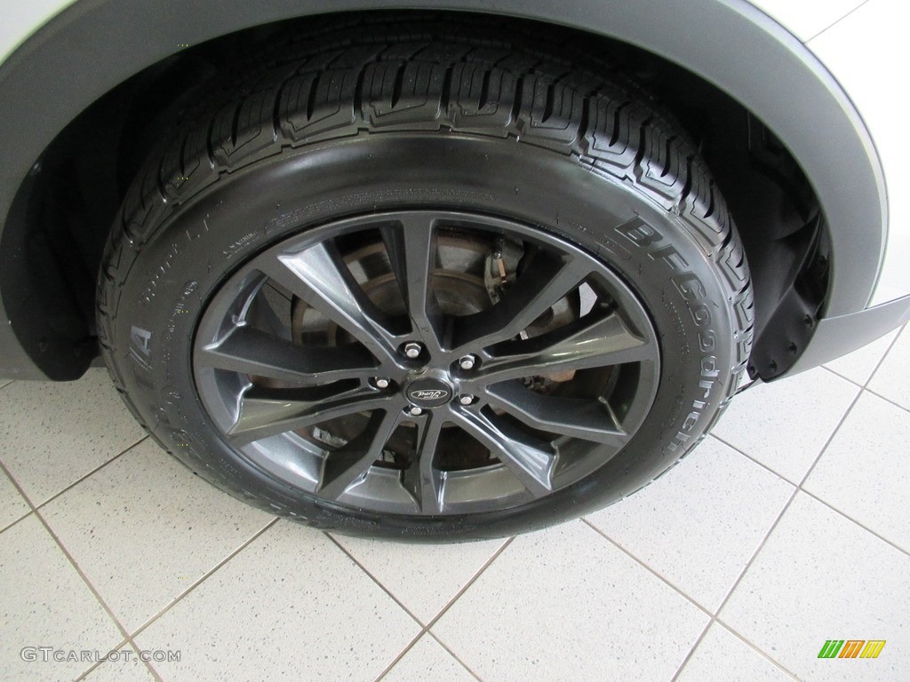 2017 Explorer XLT 4WD - Ingot Silver / Ebony Black photo #5