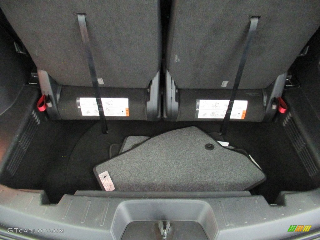 2017 Explorer XLT 4WD - Ingot Silver / Ebony Black photo #23