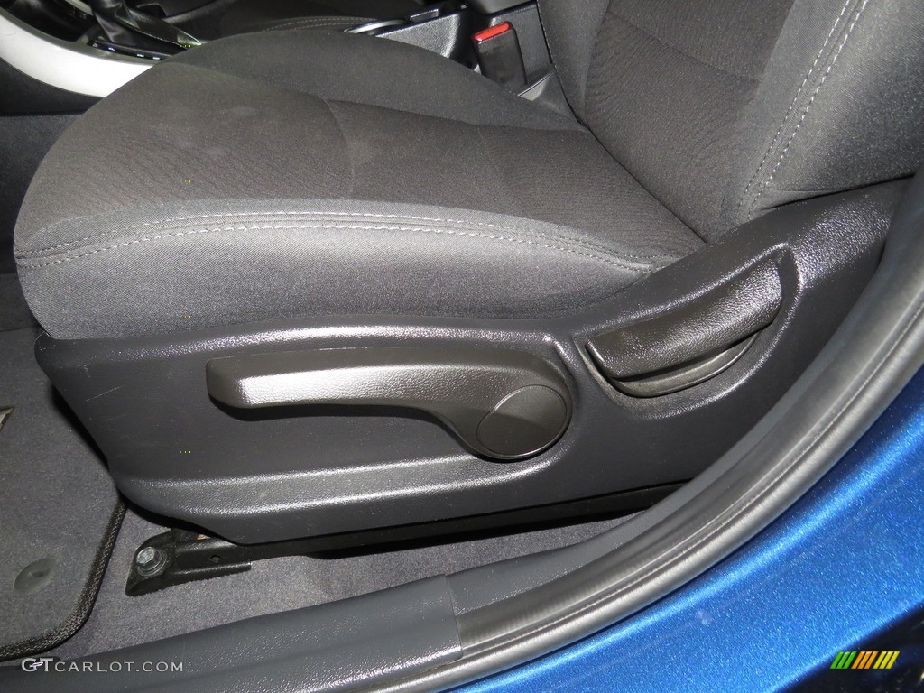 2016 Elantra Value Edition - Blue / Black photo #17
