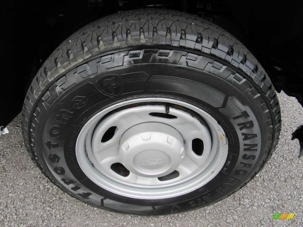 2011 Ford F250 Super Duty XL Regular Cab Chassis Wheel Photo #138304184