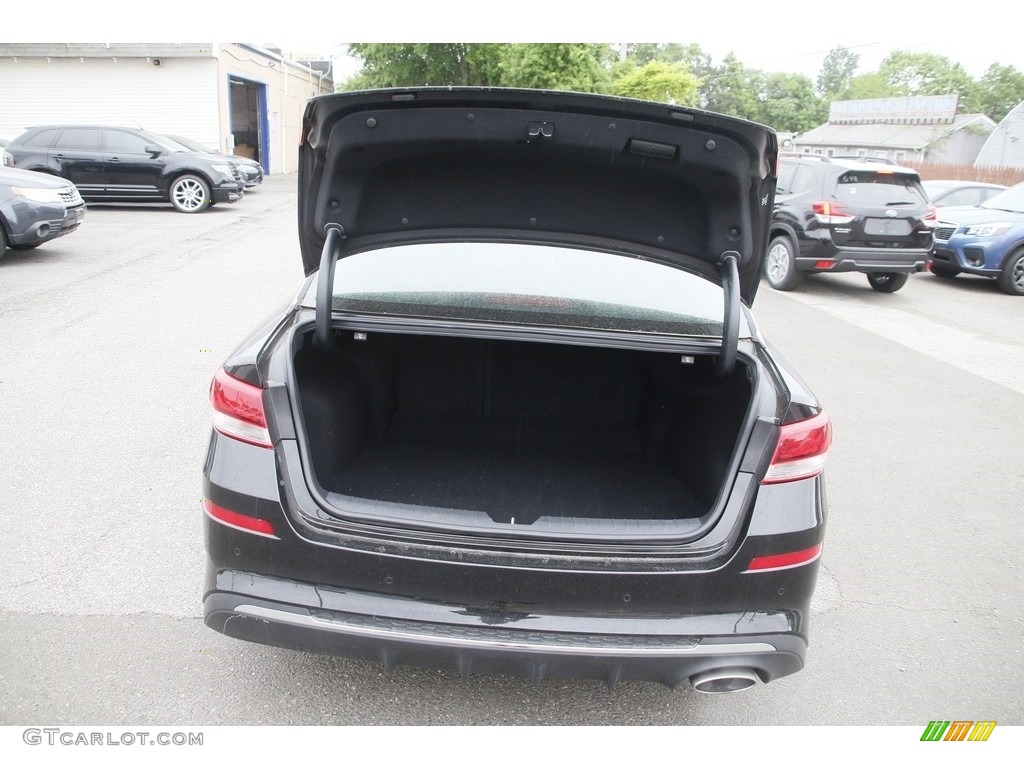 2020 Optima LX - Black / Black photo #13