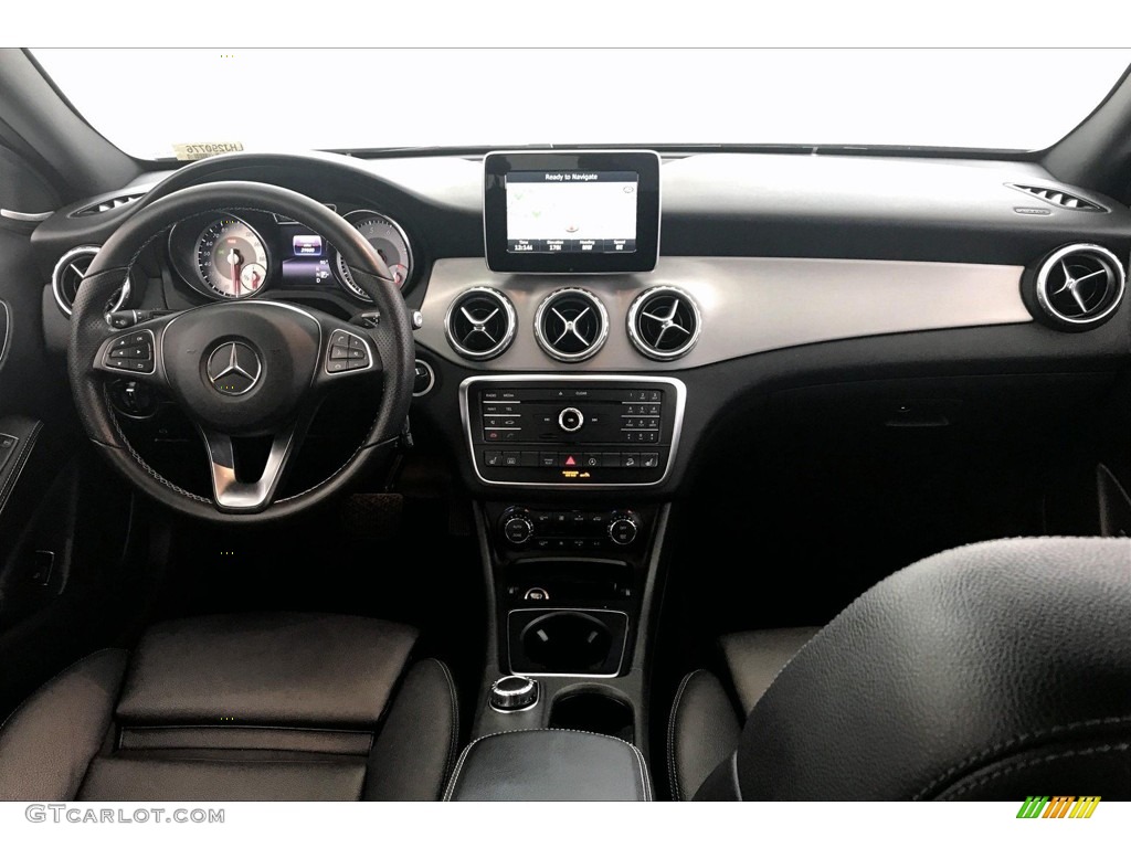 2017 Mercedes-Benz GLA 250 4Matic Black Dashboard Photo #138309577