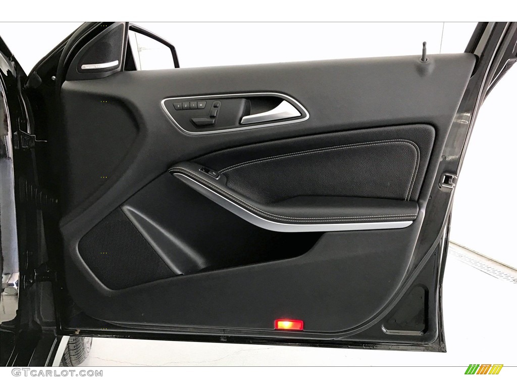 2017 Mercedes-Benz GLA 250 4Matic Black Door Panel Photo #138309904