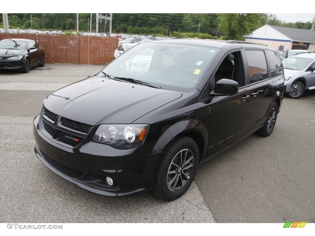 2018 Grand Caravan GT - Black Onyx Crystal Pearl / Black photo #1