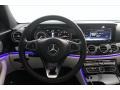 Black - E 300 Sedan Photo No. 4
