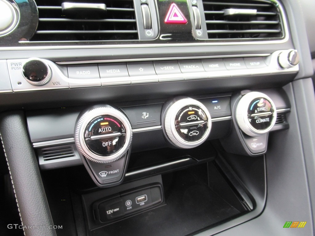 2019 Hyundai Genesis G70 RWD Controls Photo #138312799