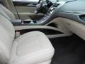 Cappuccino Front Seat Photo for 2019 Lincoln MKZ #138313924