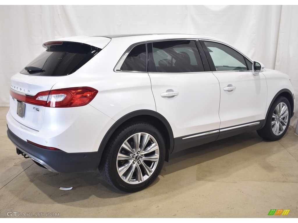White Platinum 2016 Lincoln MKX Reserve AWD Exterior Photo #138314194