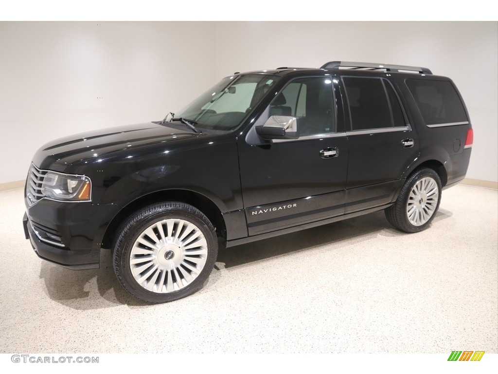 Black Velvet 2016 Lincoln Navigator Reserve 4x4 Exterior Photo #138317521