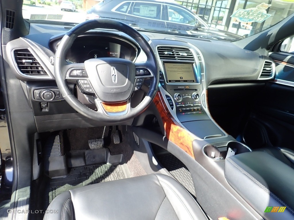Ebony Interior 2019 Lincoln Nautilus Select AWD Photo #138319803