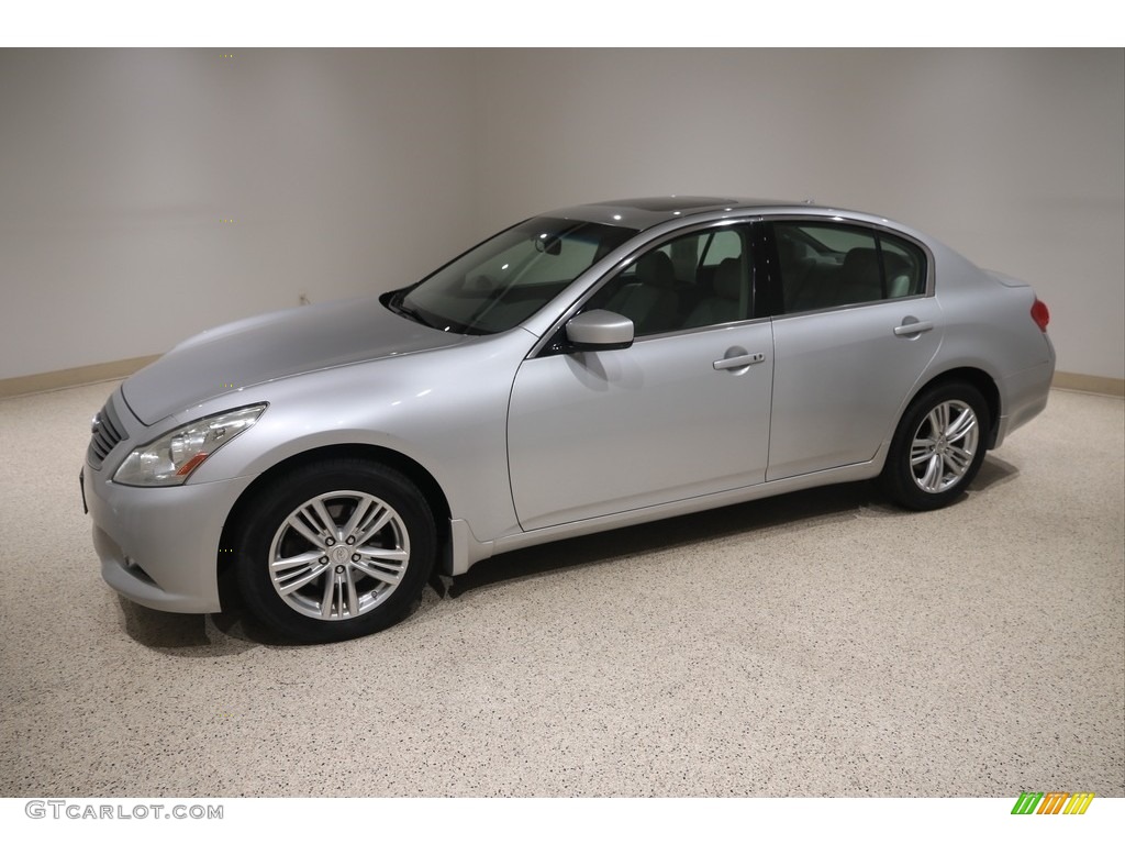 2011 G 25 x AWD Sedan - Liquid Platinum / Graphite photo #3