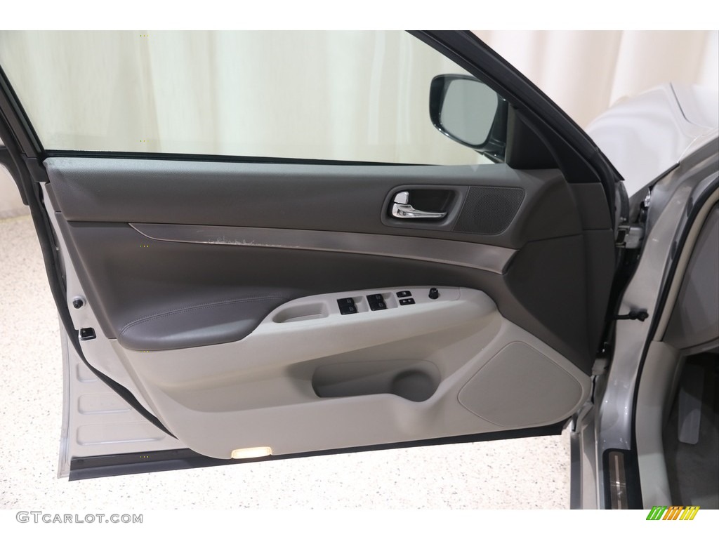 2011 G 25 x AWD Sedan - Liquid Platinum / Graphite photo #5