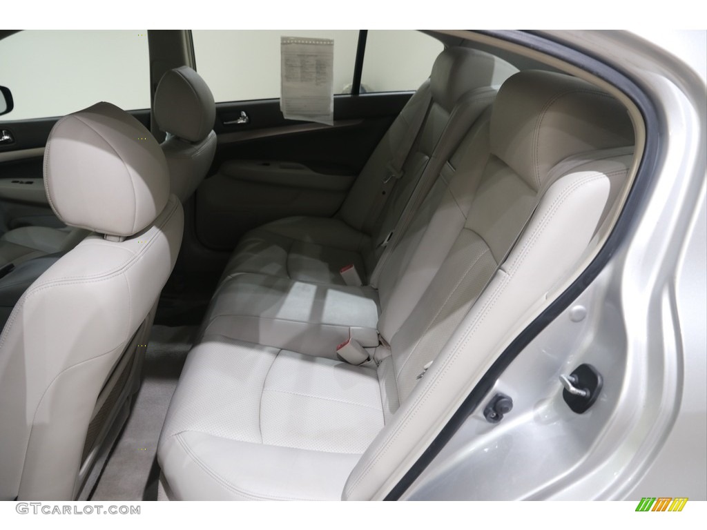 2011 G 25 x AWD Sedan - Liquid Platinum / Graphite photo #15