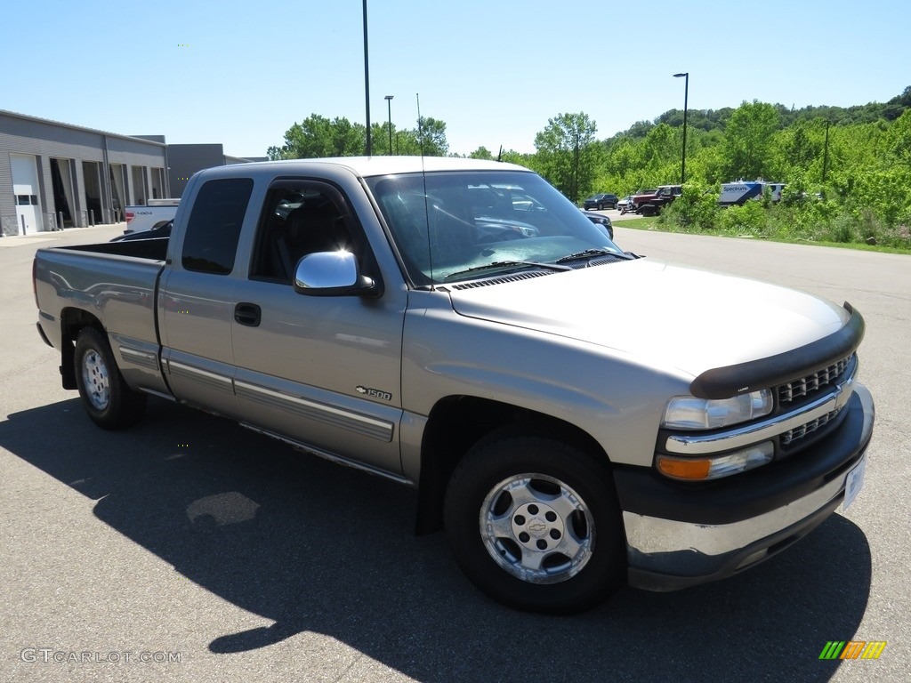 2002 Silverado 1500 LT Extended Cab - Light Pewter Metallic / Graphite Gray photo #2