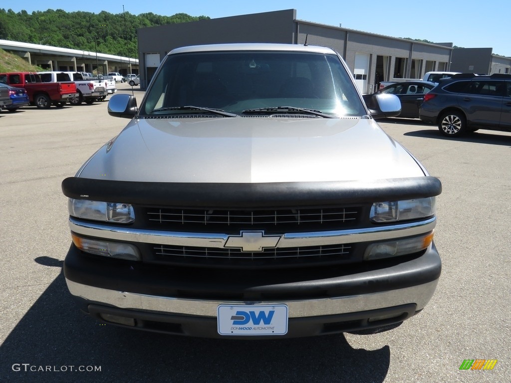 2002 Silverado 1500 LT Extended Cab - Light Pewter Metallic / Graphite Gray photo #4