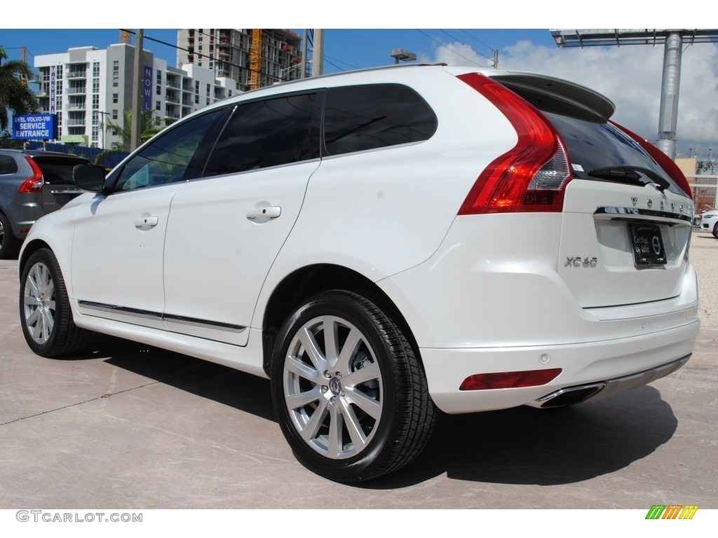 Crystal White Pearl Metallic 2017 Volvo XC60 T5 Inscription Exterior Photo #138325887
