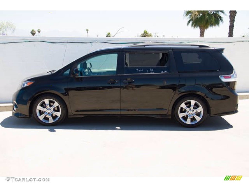 2011 Sienna SE - Black / Dark Charcoal photo #8