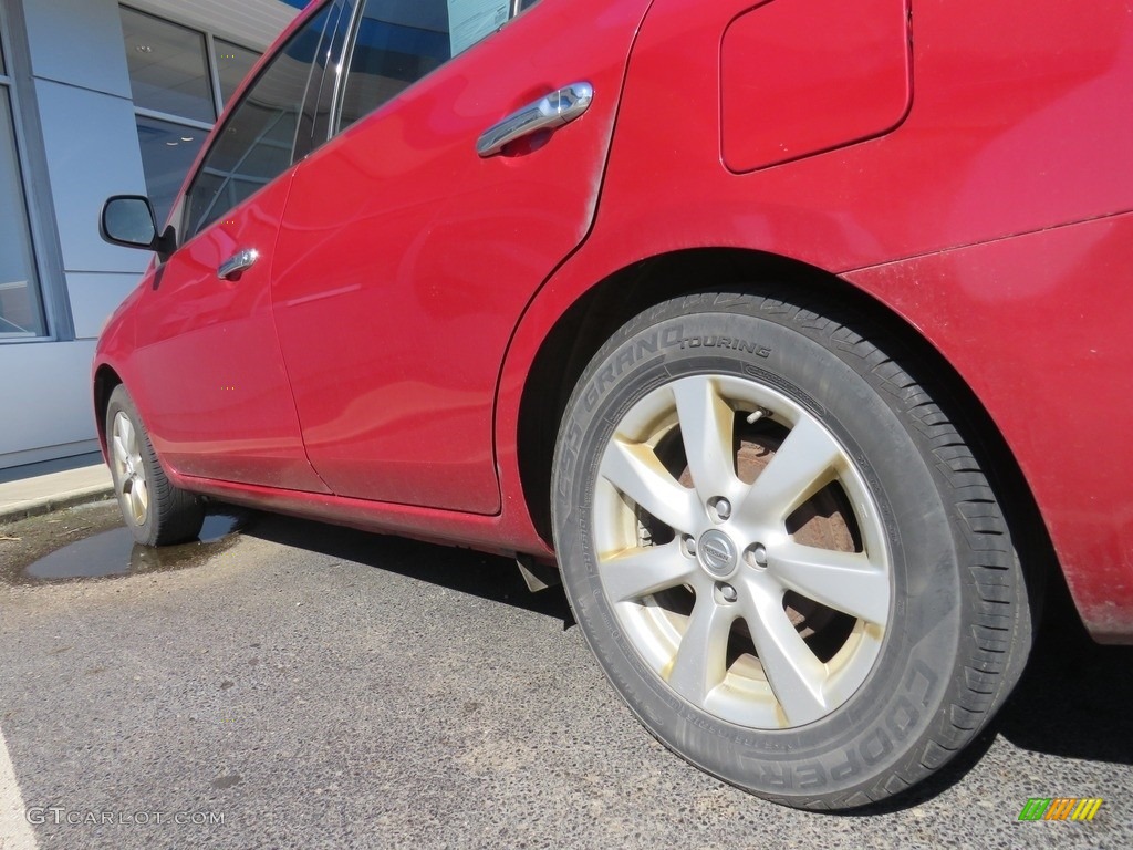 2014 Versa 1.6 SV Sedan - Red Brick / Charcoal photo #13