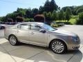 H6 - Luxe Metallic Lincoln MKS (2015)