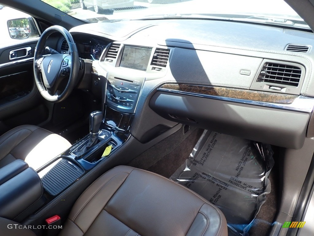 2015 Lincoln MKS AWD Dashboard Photos
