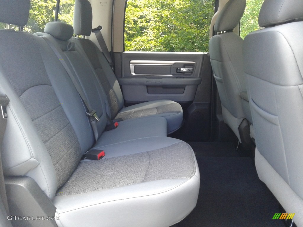 2017 Ram 1500 Big Horn Crew Cab 4x4 Rear Seat Photo #138329995
