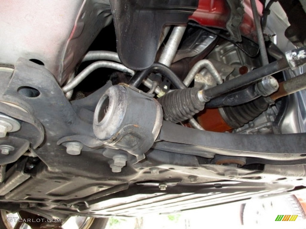 2011 Land Rover LR2 HSE Undercarriage Photo #138334847