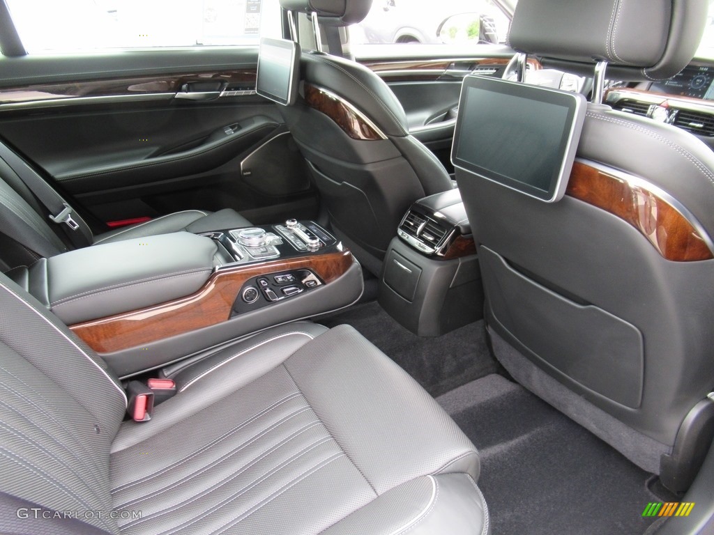 2018 Hyundai Genesis G90 5.0 AWD Rear Seat Photos